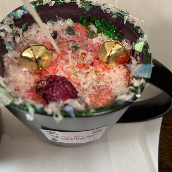 Tea cup candle handmade holiday candle 🕯️ - Picture 6 of 7